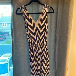 Lucky Brand XS Chevron print dress